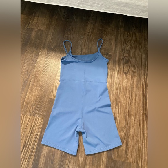 Aritzia Blue Wilfred Free Divinity 7” Romper Medium - Picture 5 of 6